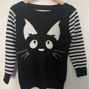 Cat Sweater with Black and white striped sleeves - Unique Vintage